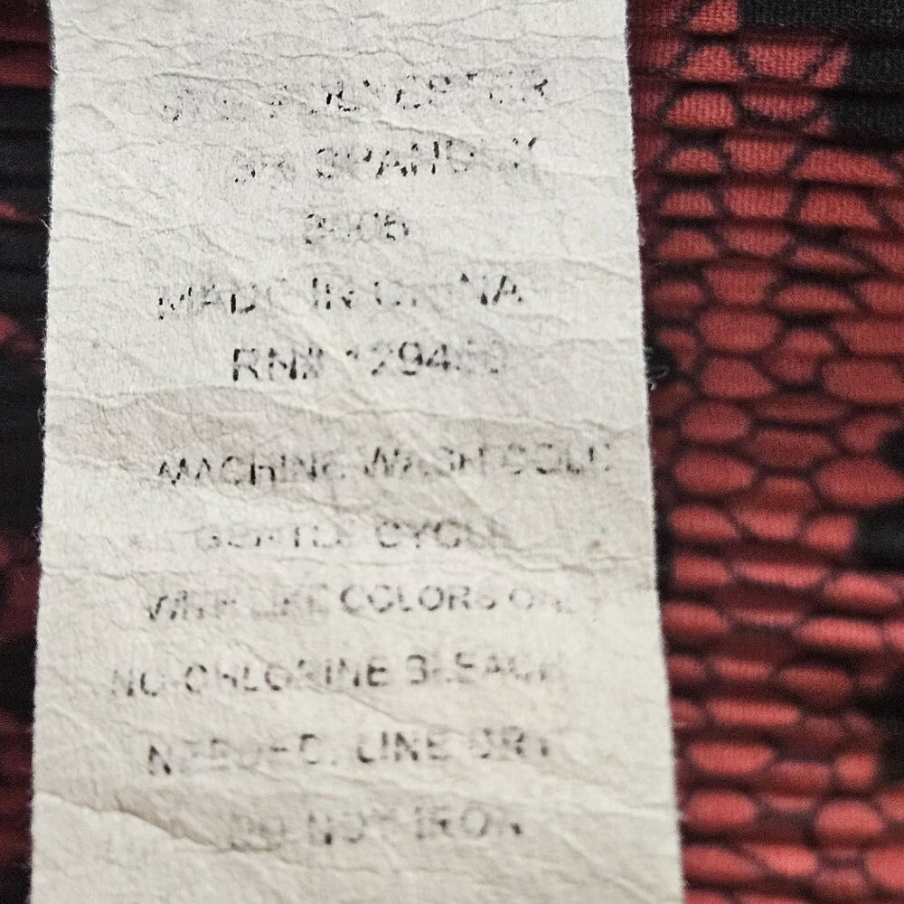 Fred David Blouse Womens 2X Red Black Floral Long Sleeve Crinkle Top Stretch - Picture 2 of 7